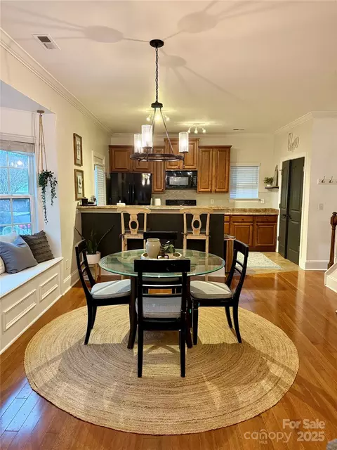645 Beaty St, Davidson, NC 28036 photo 4