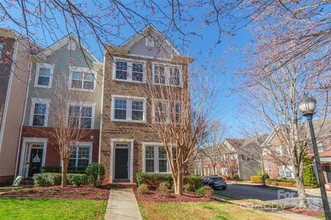 7147 Brighton Park Dr, Mint Hill, NC 28227