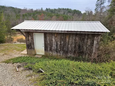 2442 Christopher Rd, Morganton, NC 28655 photo 36