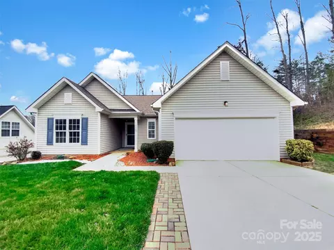 5928 Briggs Dr, Charlotte, NC 28269