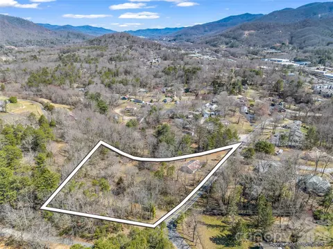156 Warren Wilson Rd, Swannanoa, NC 28778