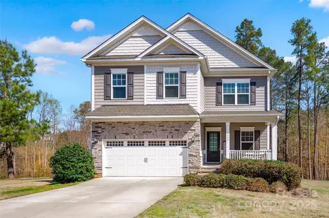111 Bell Chase Ln, Statesville, NC 28677