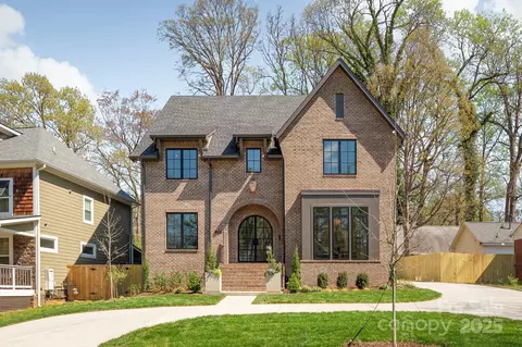 2321 Kingsbury Dr, Charlotte, NC 28205