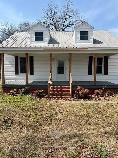 165 West St, Polkton, NC 28135