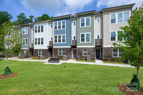 1429 Lithium Ln, Charlotte, NC 28211