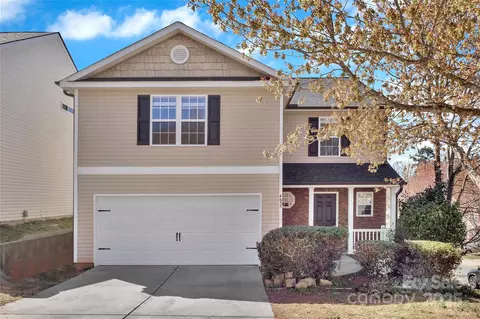 4635 Christenbury Hills Ln, Charlotte, NC 28269