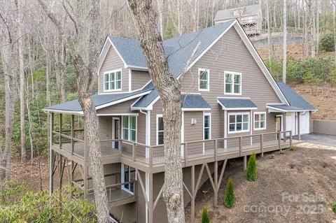 119 Deer Run Ln, Asheville, NC 28805