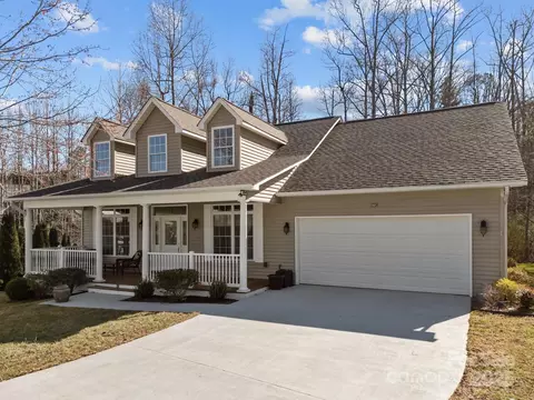 43 Golden Pond Way, Hendersonville, NC 28791