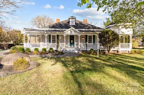 1135 Old Charlotte Rd, Concord, NC 28027