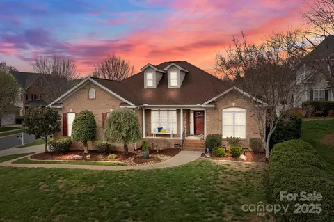 20601 Belair Ct, Cornelius, NC 28031