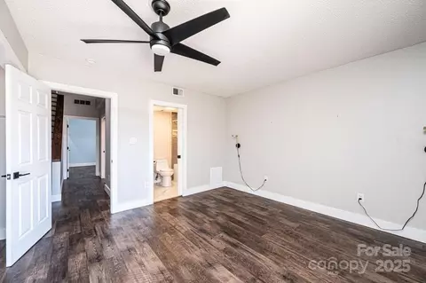 Bedroom - 5194 Corbin Ln, Hickory, NC 28601 photo 1 of 3