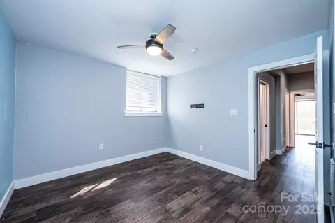 Bedroom - 5194 Corbin Ln, Hickory, NC 28601 photo 3 of 3