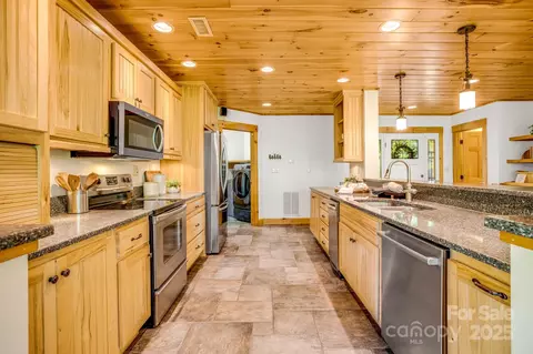 Kitchen - Log Gap Road, Fairview, NC 28730 photo 2 of 5