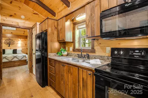Kitchen - Log Gap Road, Fairview, NC 28730 photo 5 of 5
