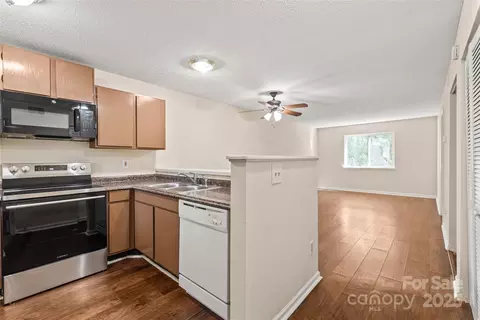 1606 Eagles J101 Pl #J101, Rock Hill, SC 29732