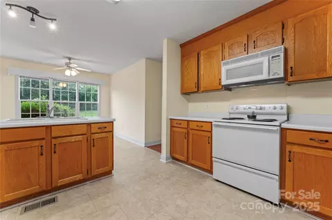1278 Gracebrook Dr, Salisbury, NC 28147 photo 19