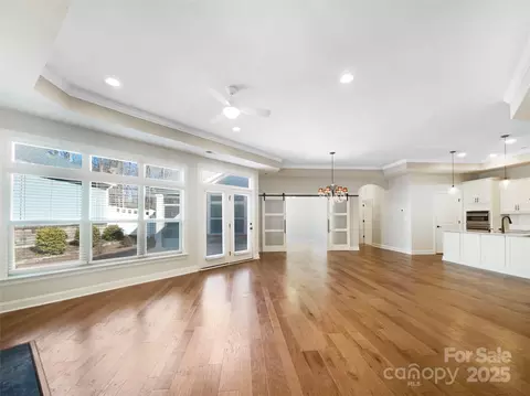 1063 Millview Ln, Matthews, NC 28104 photo 4