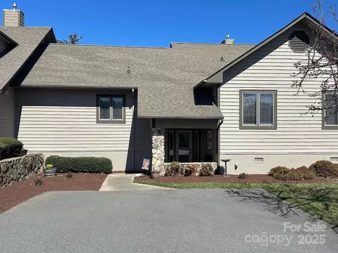 419 E Landing A3 Dr #A3, Jefferson, NC 28640