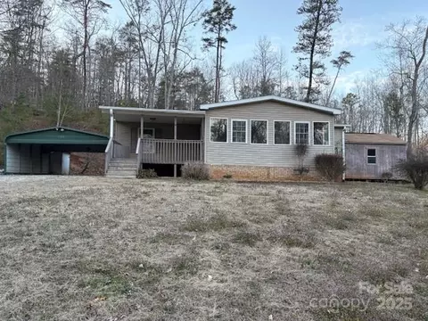 180 Fisher Dr, Marion, NC 28752