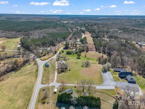 View/Area - 34 Manus Chapel Rd, Mill Spring, NC 28756 photo 5 of 7