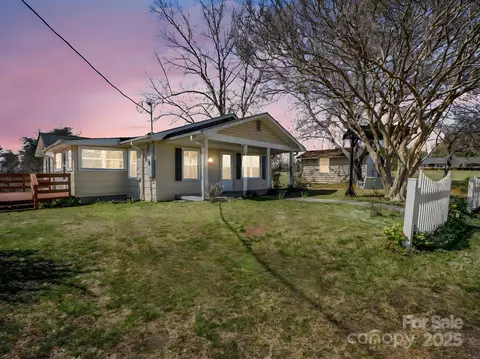 Exterior - 34 Manus Chapel Rd, Mill Spring, NC 28756 photo 11 of 12