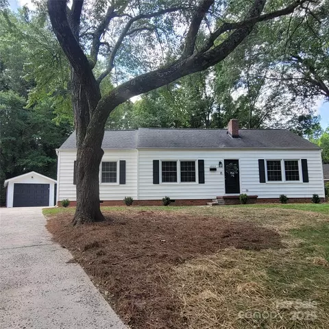 1003 Woodland Dr, Gastonia, NC 28054