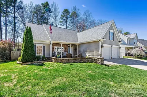 7331 Sedgebrook W Dr W, Stanley, NC 28164