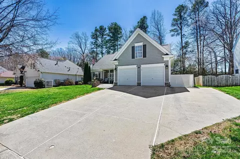 7331 Sedgebrook W Dr W, Stanley, NC 28164 photo 3