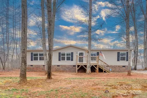 1795 Kestrel Valley Ln, Catawba, NC 28609