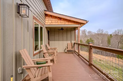 Exterior - 169 Duck Pond Dr, Marshall, NC 28753 photo 2 of 5