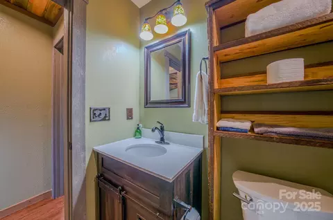 Bath - 169 Duck Pond Dr, Marshall, NC 28753 photo 4 of 4