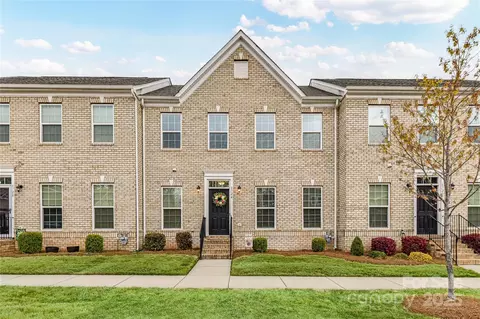 6724 Brighton Park Dr, Mint Hill, NC 28227