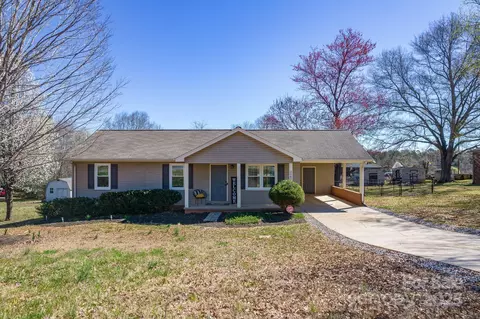 3047 Hodges St, Connelly Springs, NC 28612