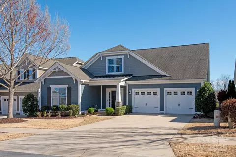 5009 Henshaw Rd, Waxhaw, NC 28173