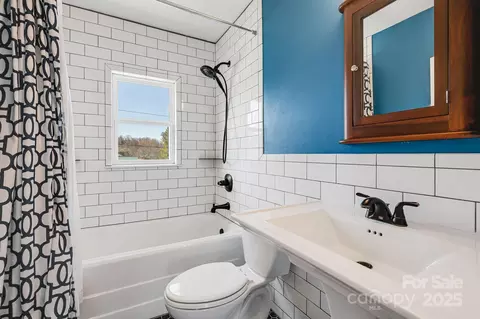 Bath - 4243 Old Clyde Rd, Clyde, NC 28721 photo 2 of 2