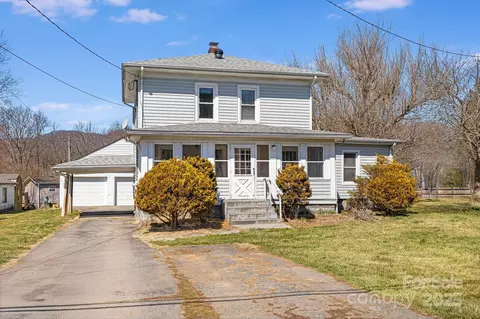 4243 Old Clyde Rd, Clyde, NC 28721