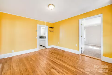 Living - 4243 Old Clyde Rd, Clyde, NC 28721 photo 5 of 5