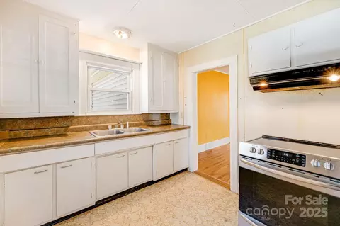 Kitchen - 4243 Old Clyde Rd, Clyde, NC 28721 photo 1 of 1