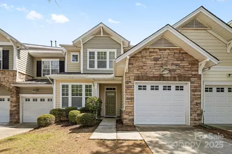 5959 Pale Moss Ln, Charlotte, NC 28269