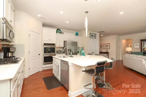 3102 Arches Bluff Cir, Lancaster, SC 29720 photo 11