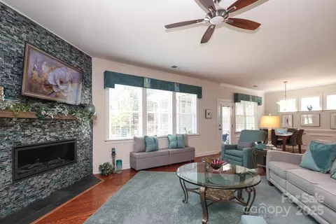 3102 Arches Bluff Cir, Lancaster, SC 29720 photo 7