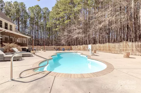 Exterior - 2174 Mckee Rd, Fort Mill, SC 29708 photo 5 of 6