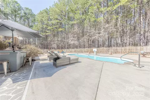 Exterior - 2174 Mckee Rd, Fort Mill, SC 29708 photo 4 of 6