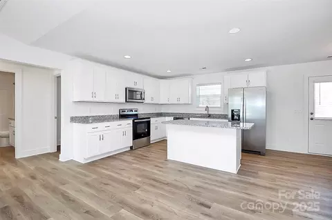 Kitchen - 1235 E Poplar St, Conover, NC 28613 photo 1 of 5