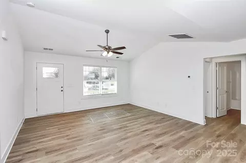 Living - 1235 E Poplar St, Conover, NC 28613 photo 2 of 4