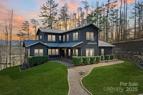 2142 Riceville Rd, Asheville, NC 28805