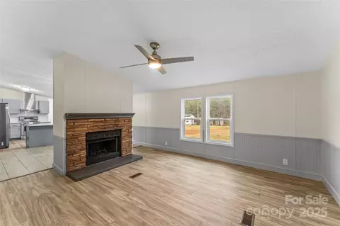 Living - 1641 Knoll Dr, Vale, NC 28168 photo 2 of 4