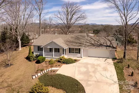 56 Shady Oak Dr, Asheville, NC 28803