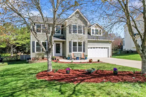 8511 Fox Tail Ln, Huntersville, NC 28078