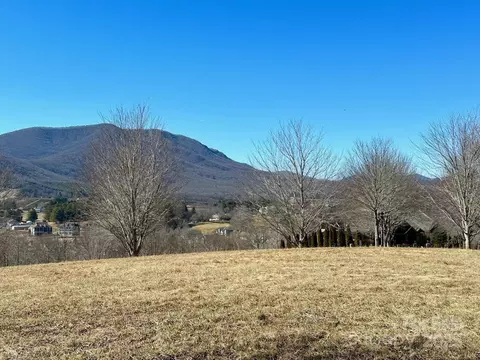 River Knoll Drive, Jefferson, NC 28640